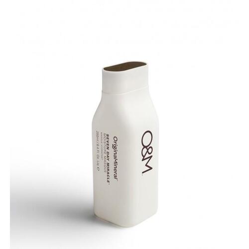 O&M Original & Mineral Seven Day Miracle Moisture Masque 250ml